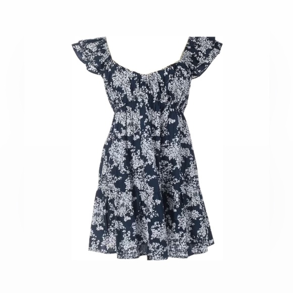Abercrombie & Fitch Dresses & Skirts - Abercrombie & Fitch Blue and White Floral Flutter Sleeve Dress